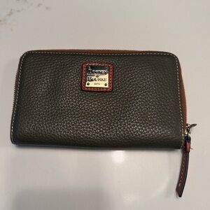 Dooney & Bourke Olive Green Leather Wallet